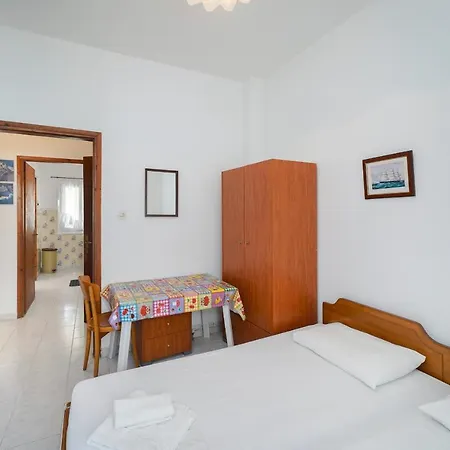 Garifalia Hotel