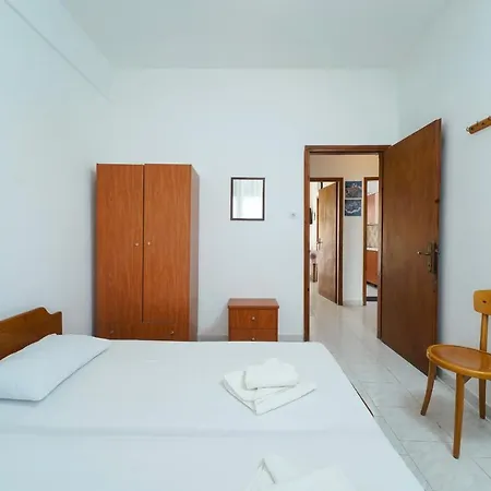Garifalia Hotel