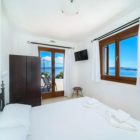 Garifalia Hotel *