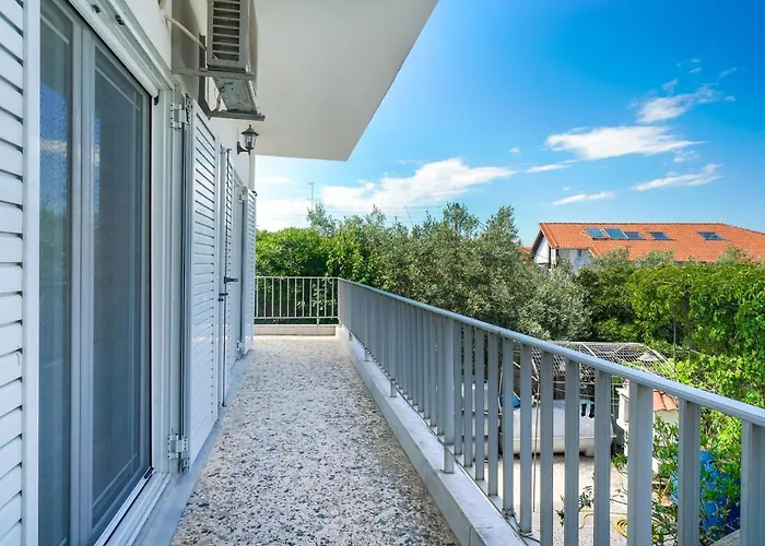 Garifalia * Amoliani